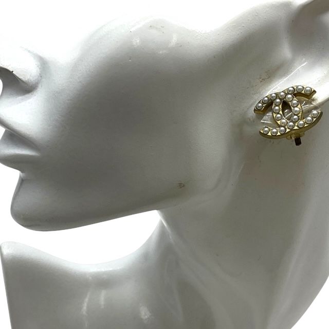 Chanel Earring 01A Coco Mark Faux Pearl Gold GP Accessories Jewelry Chanel