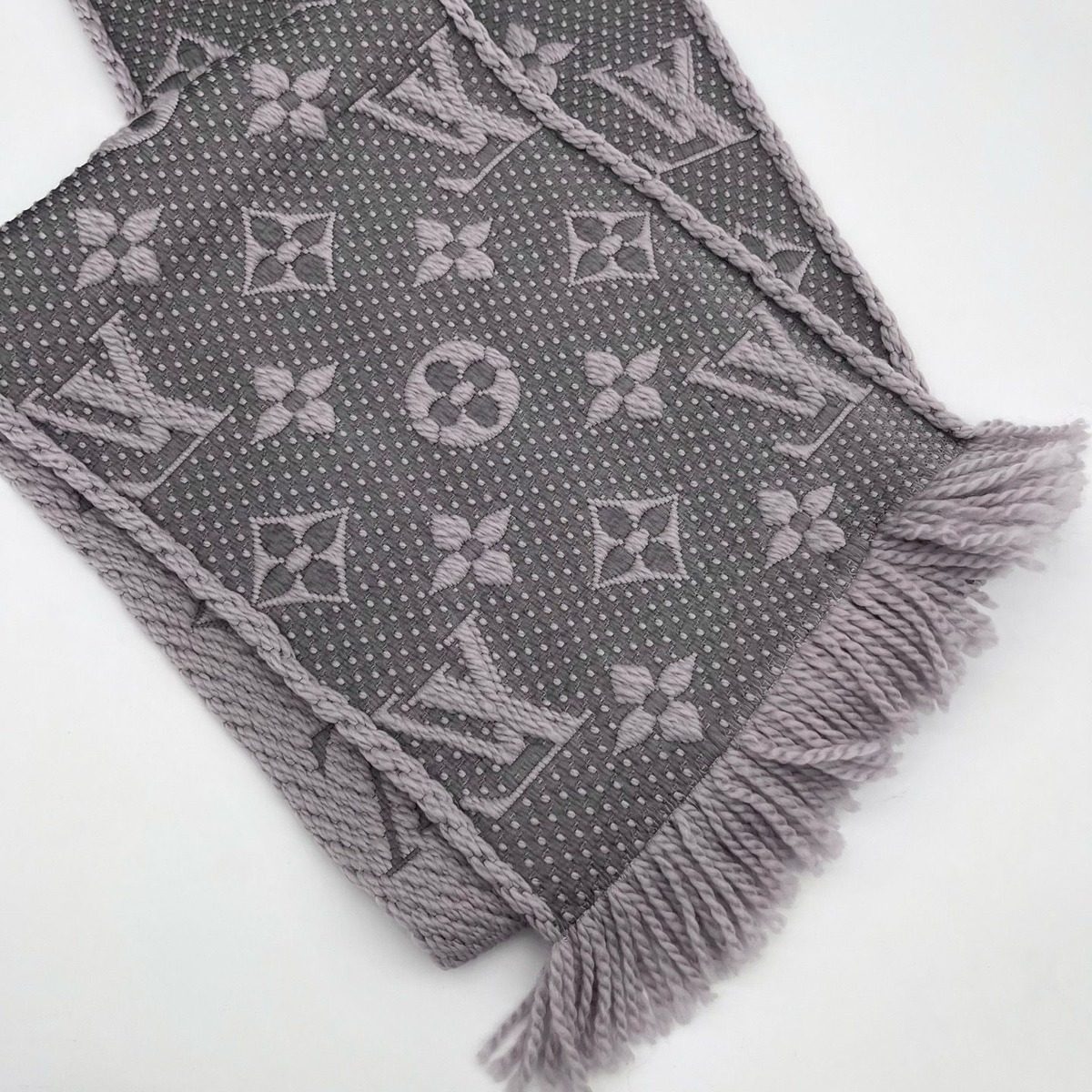Louis Vuitton Echarpe Logo Mania Scarf Neckwear — view 11