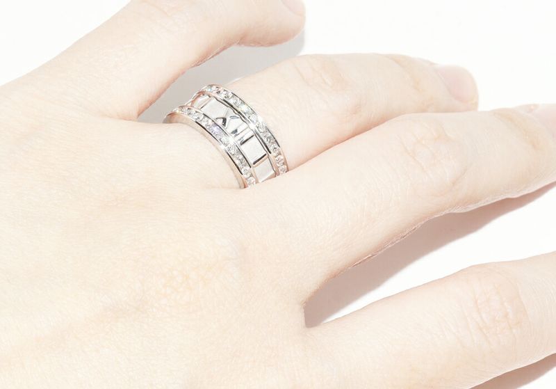 Tiffany & Co Ring 18K White Gold Diamond Atlas Full Circle Ring Width 86mm