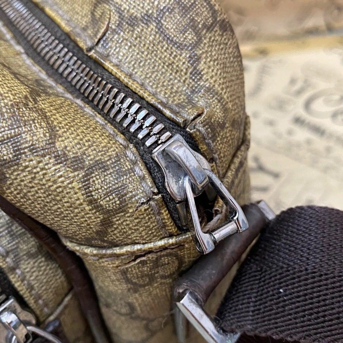 Gucci Shoulder Bag GG Stream Crossbody Travel Commuting School — view 16