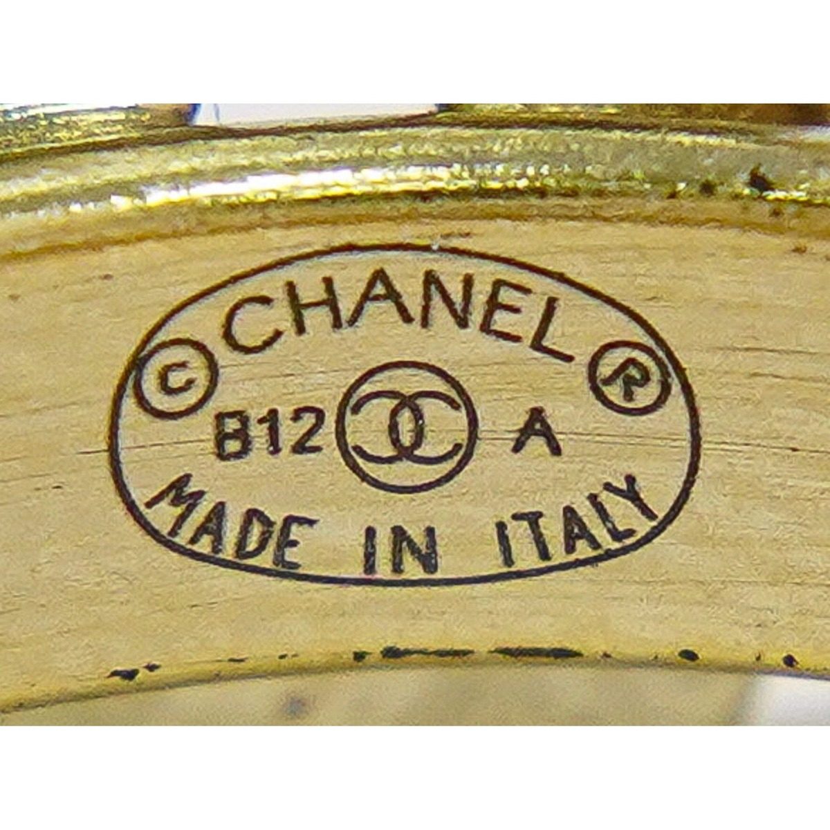Chanel CC Logo Clover Ring Gold Plated Black — view 10