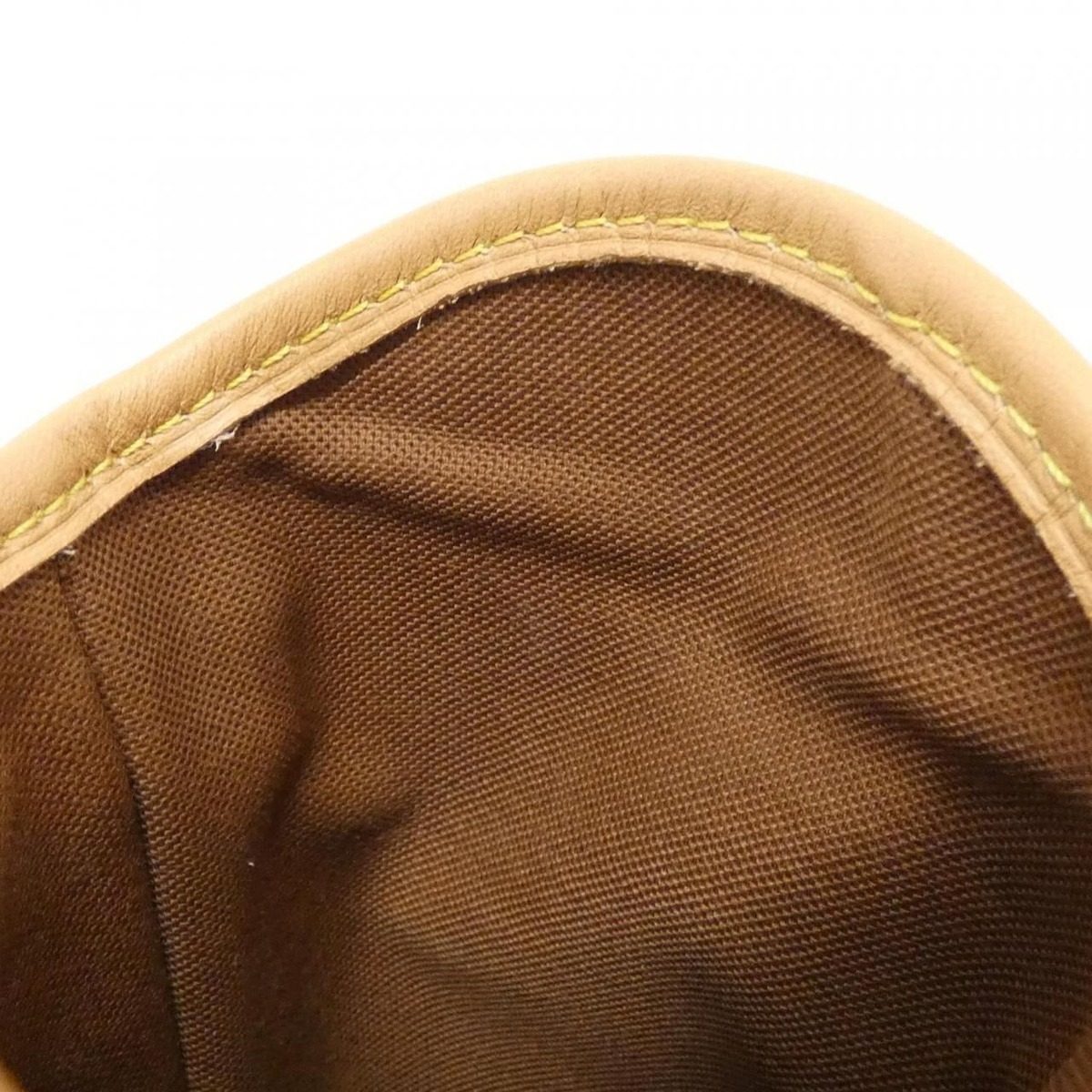 Louis Vuitton Monogram Fold Pouch — view 8