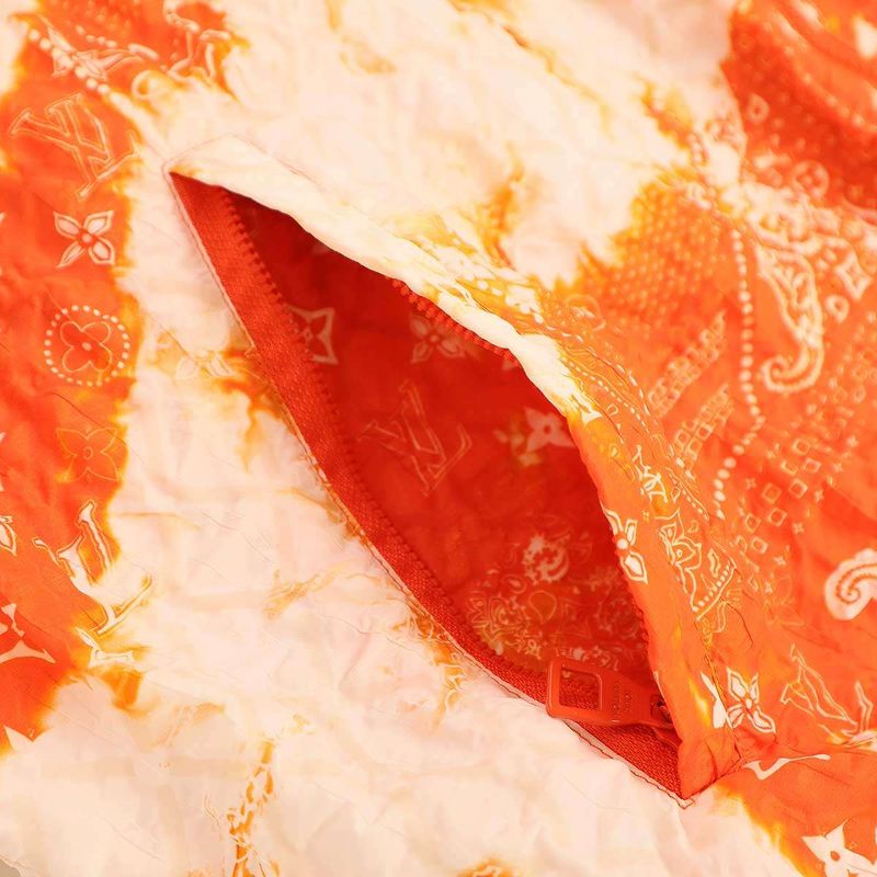 Louis Vuitton 22aw Monogram Bandana Windbreaker Rm222m Nw1 Hnb12w Orange 46