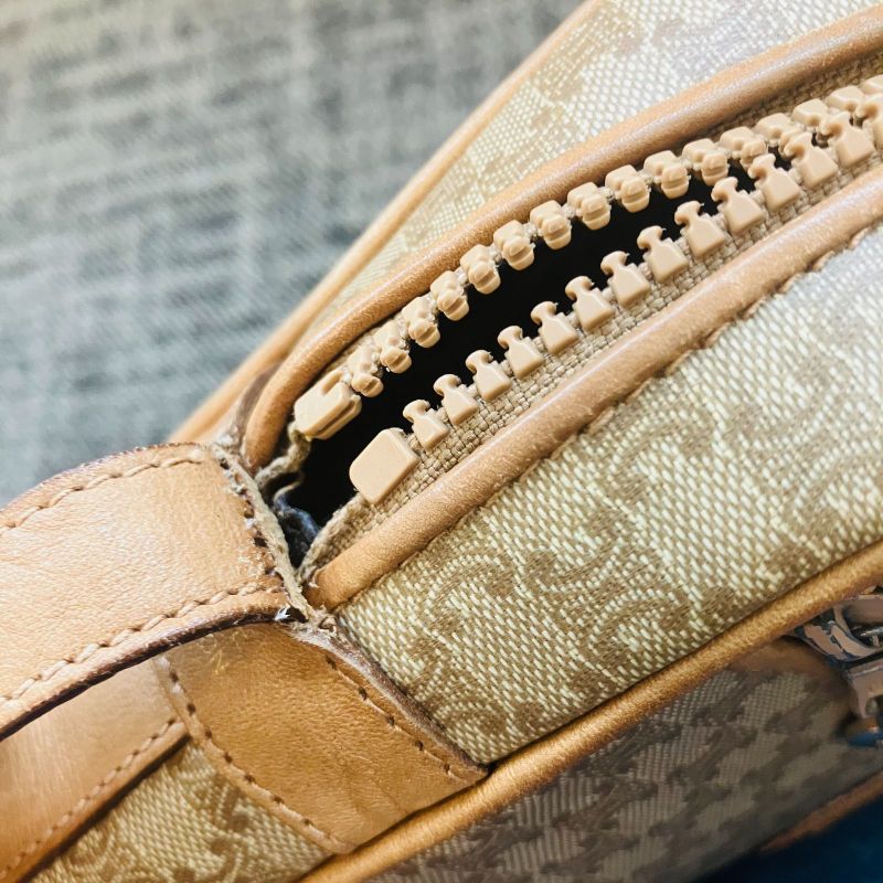 Celine Macadam Shoulder Bag : B2105