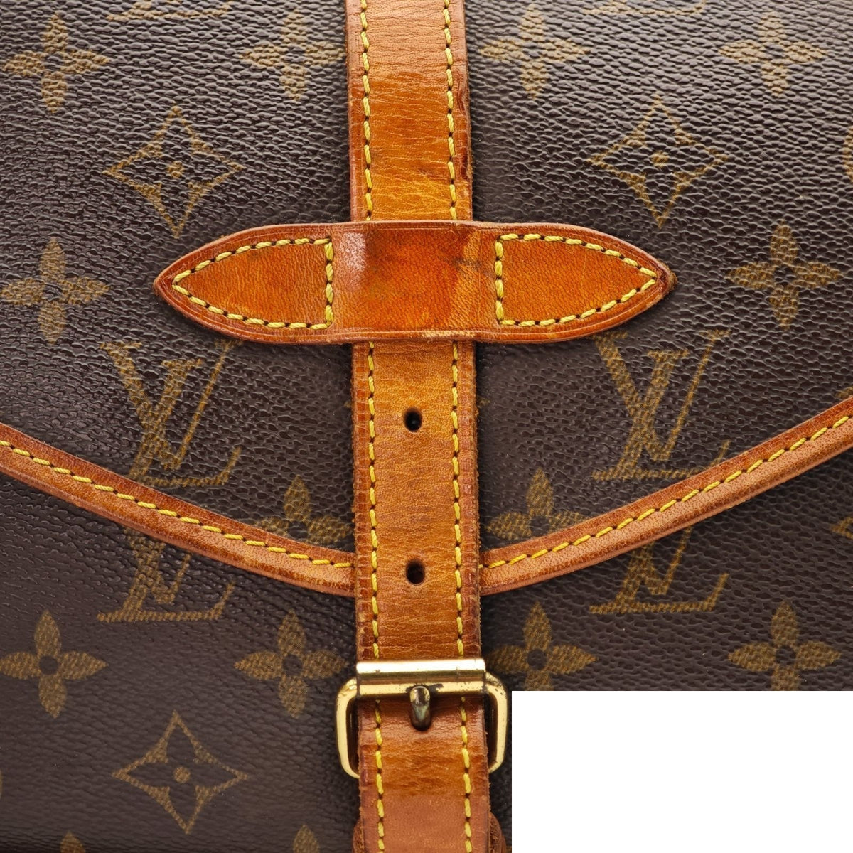 Louis Vuitton Saumur 30 Shoulder Bag Flap Brown — view 8