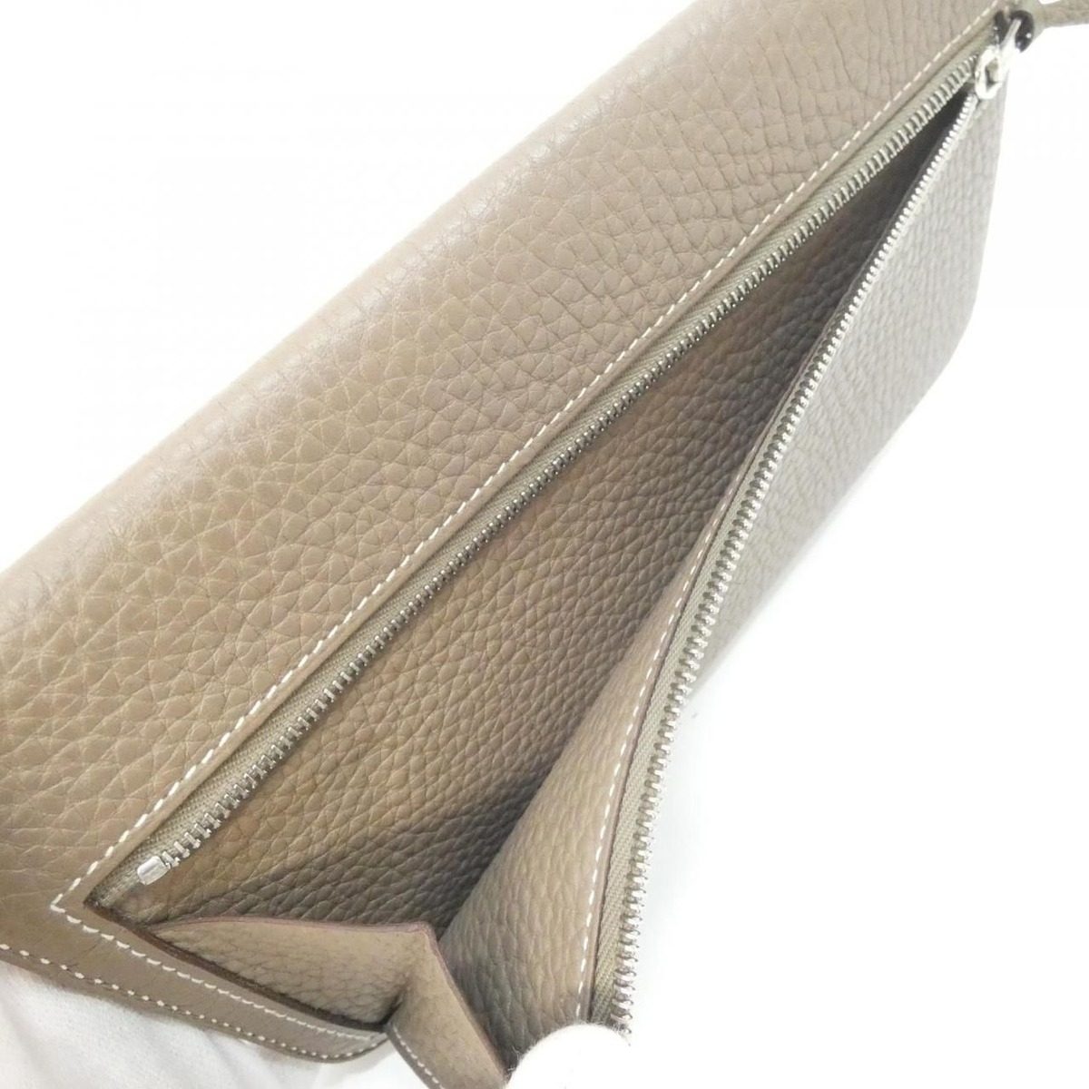 Hermes Dogon Wallet Gray — view 10