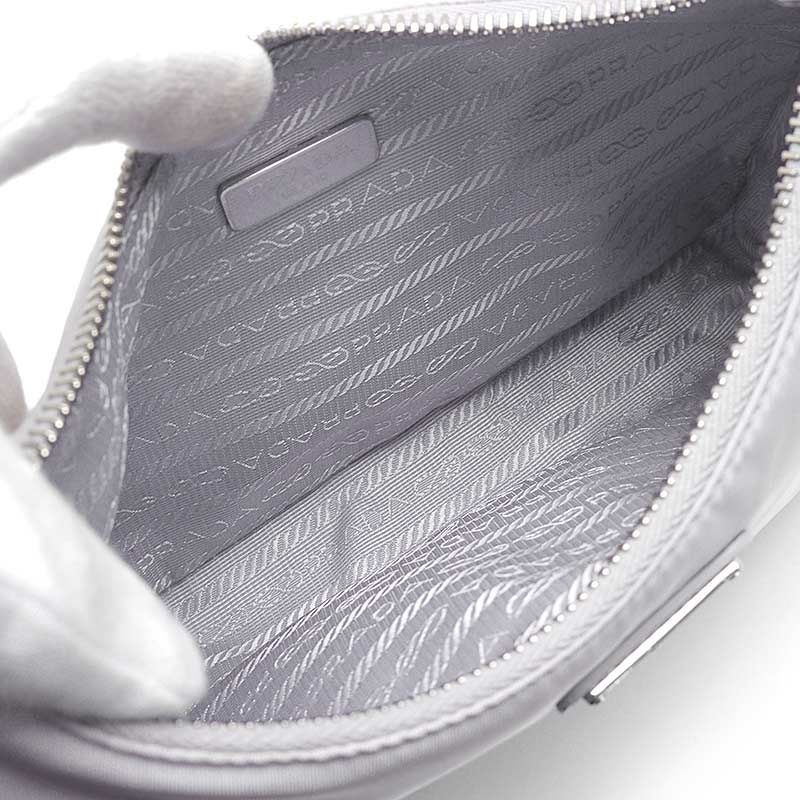 Prada Re-edition 2005 Shoulder Bag 1bh204 With Pouch