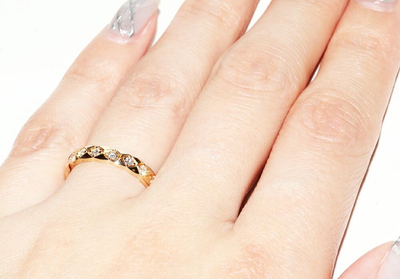 Chanel Ring 18K Yellow Gold 18P Diamonds (approx 035ct) Coco Crush Ring Mini