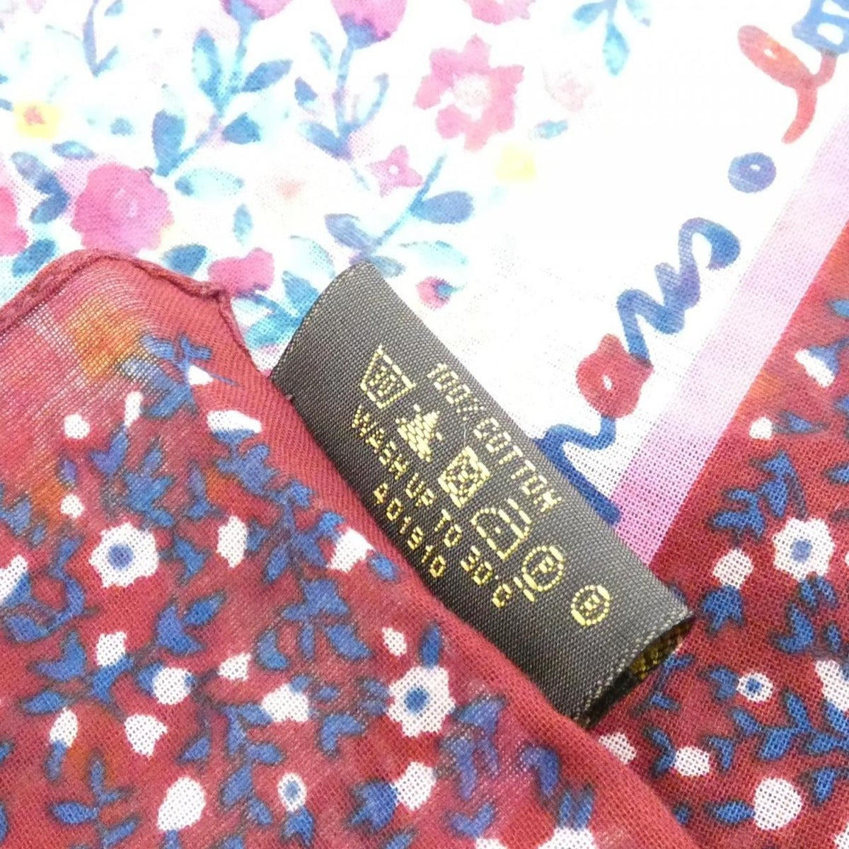 Louis Vuitton Carre Flower Scarf Fuchsia — view 4