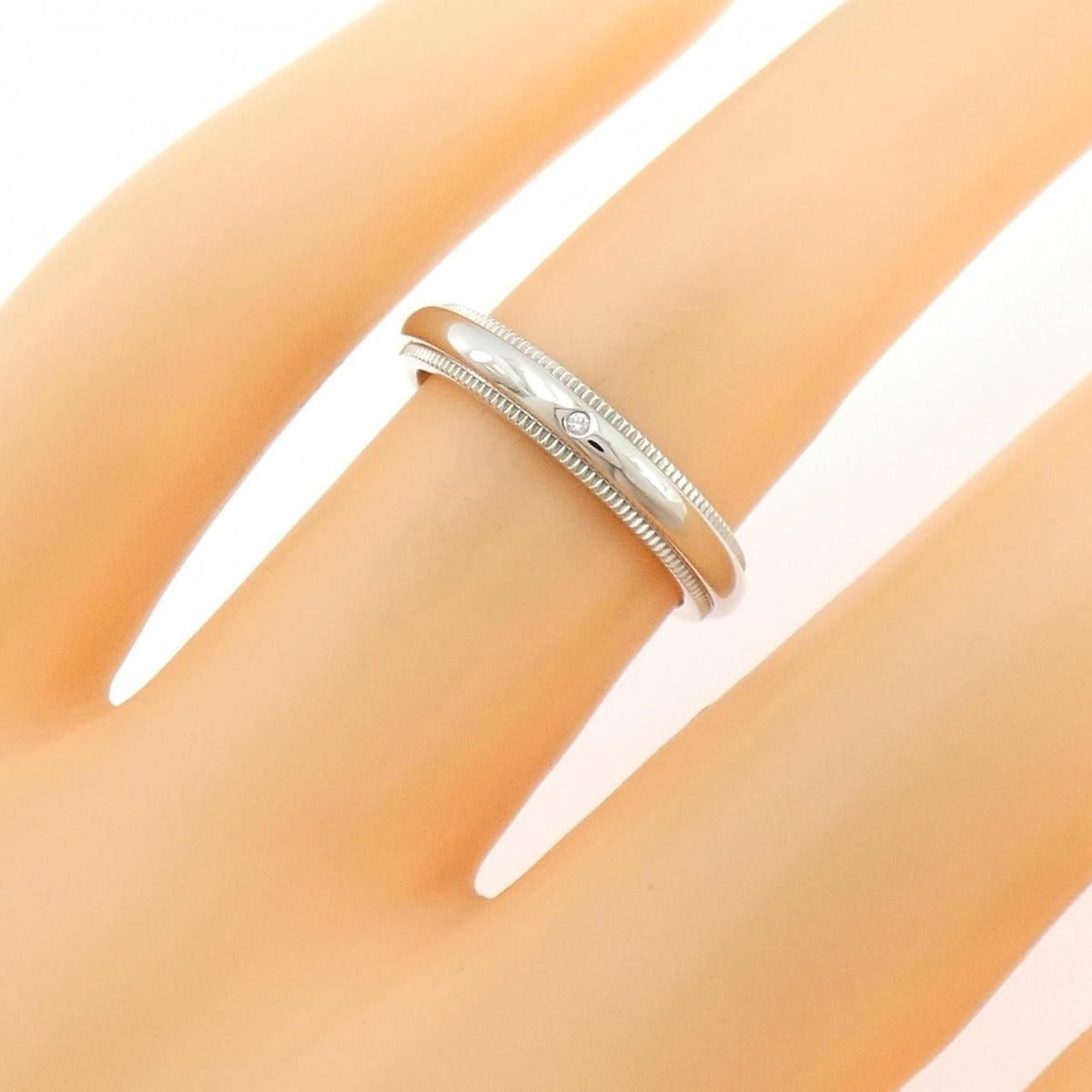 Tiffany & Co Milgrain Ring — view 6