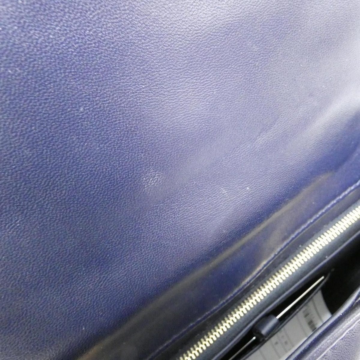 Louis Vuitton Shoulder Bag — view 9