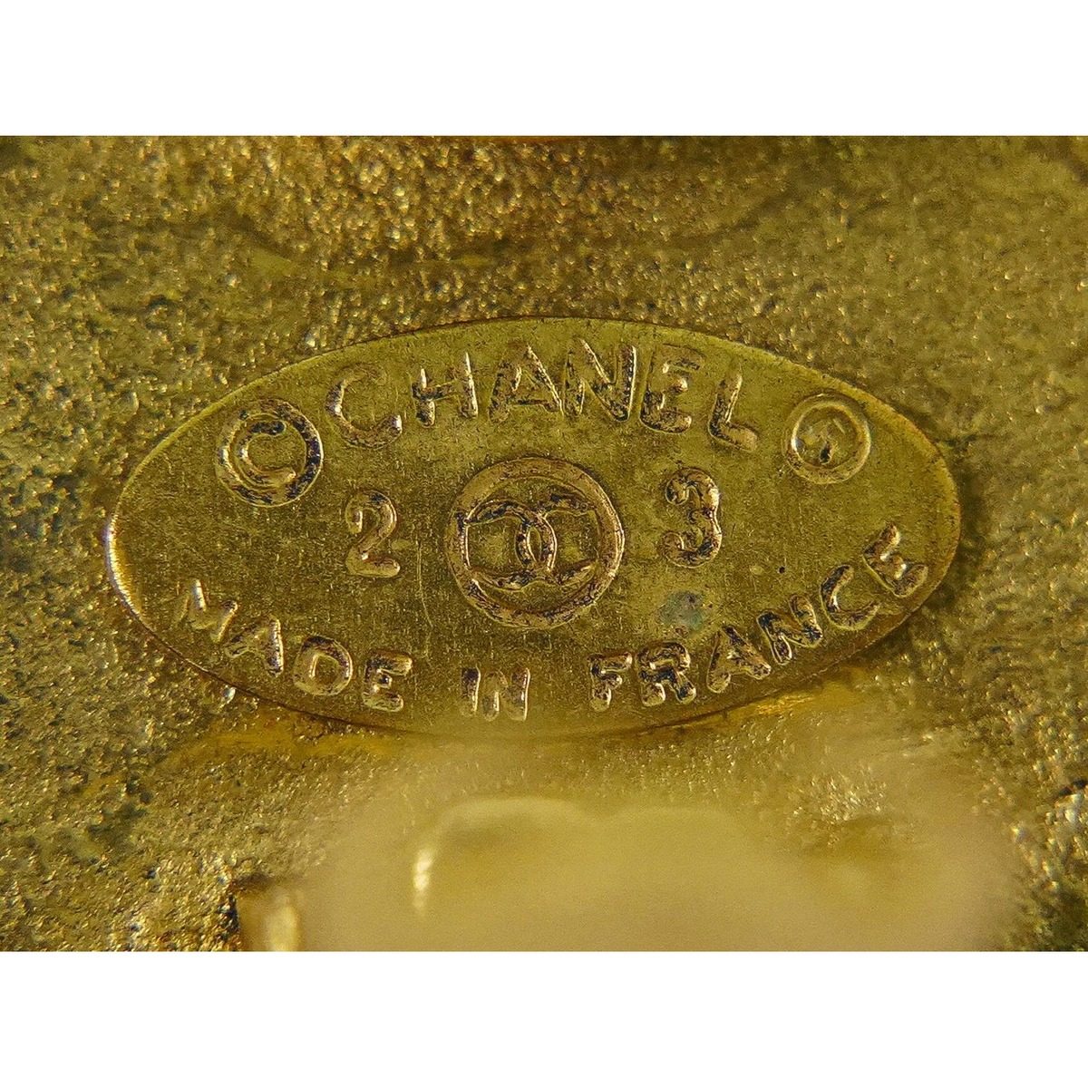 Chanel CC Logo Line Stone Earrings Gold Plated — view 9