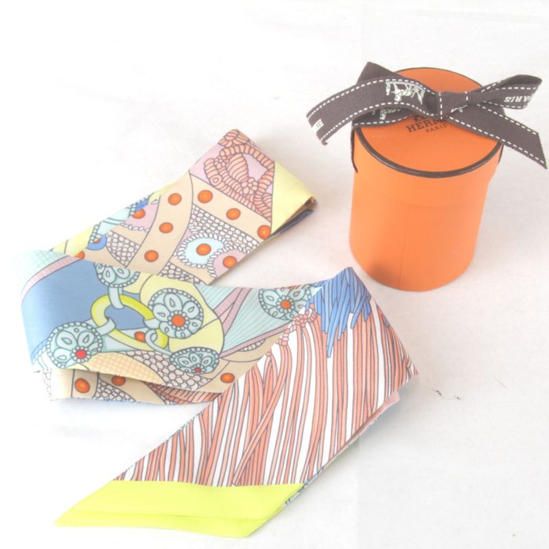 Hermes Twilly High Official's Saddle Scarf With Box Silk Yellow Base