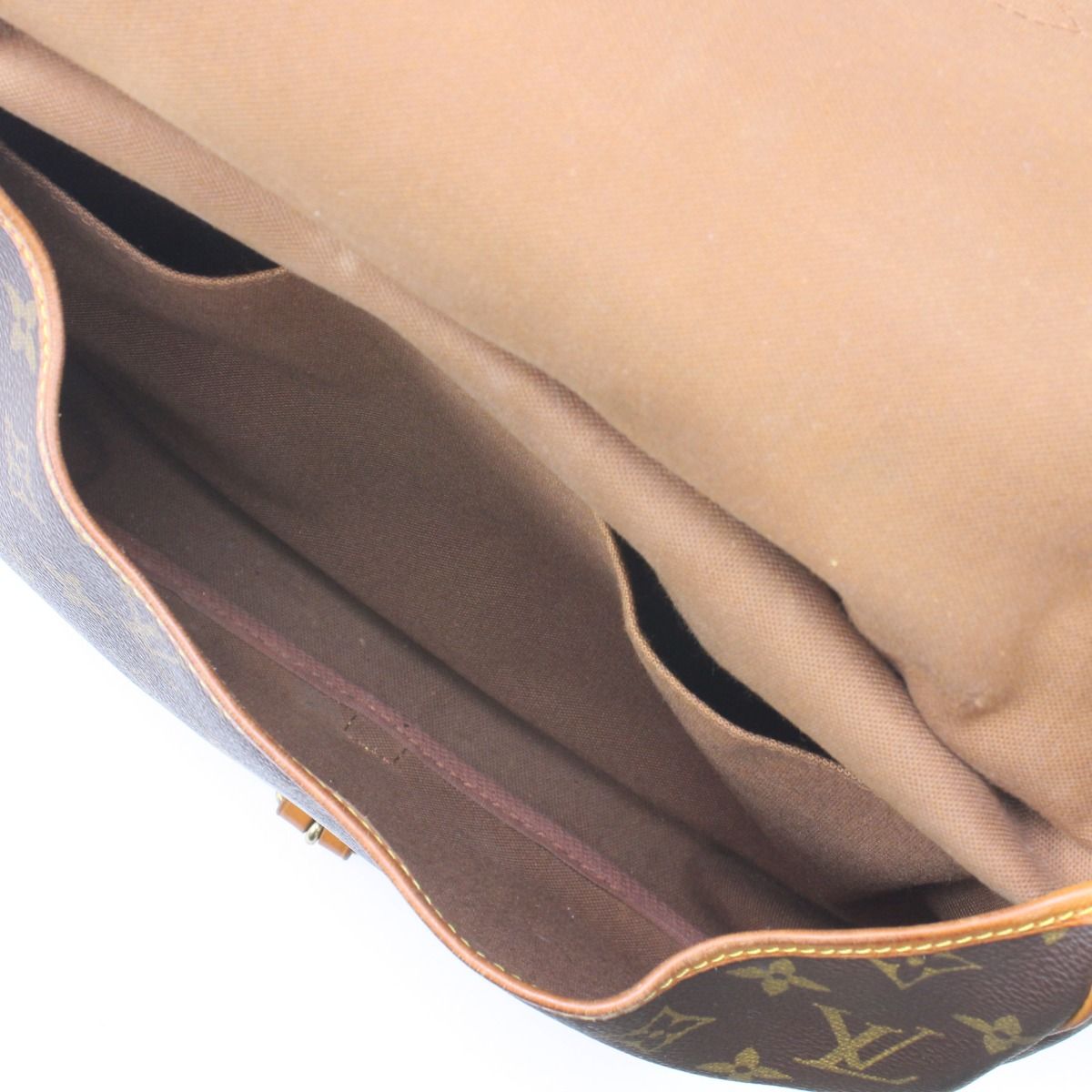 Louis Vuitton Monogram Saumur 30 Shoulder Bag