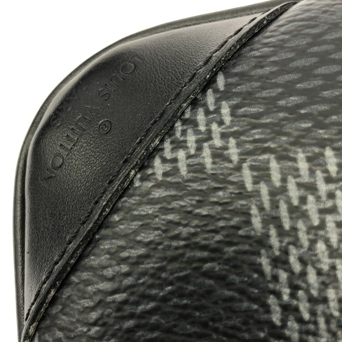 Louis Vuitton Damier Graphite Trio Shoulder Bag — view 9