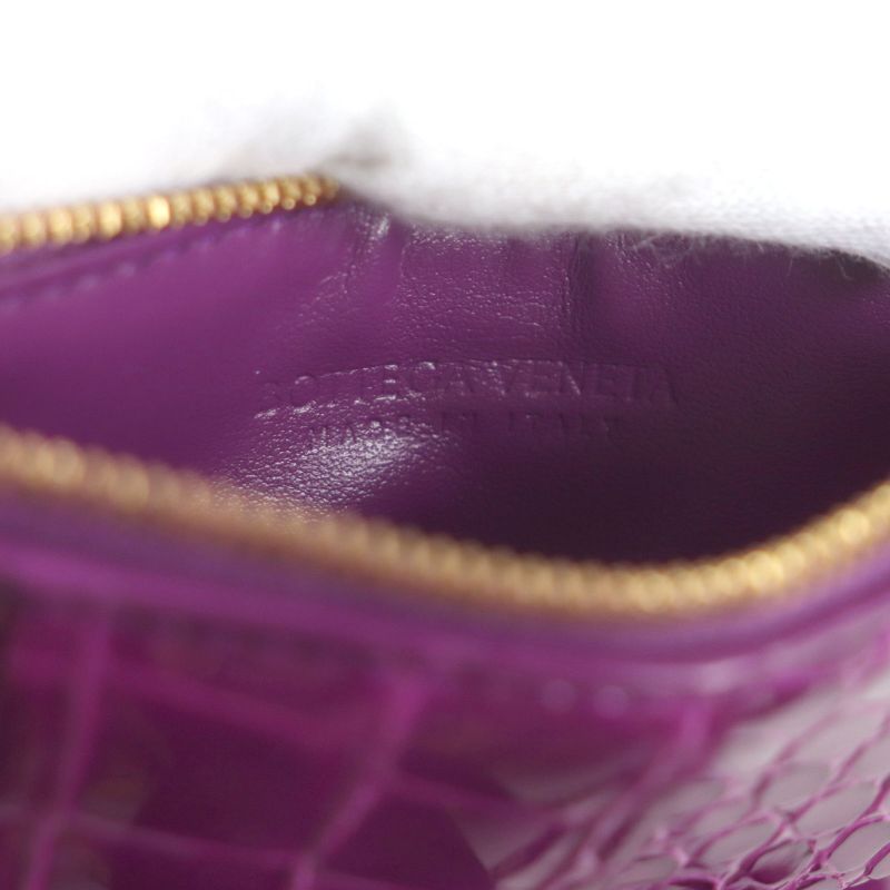 Bottega Veneta Cassette Long Zipper Card Case Maxi Intrecciato Croc Shape