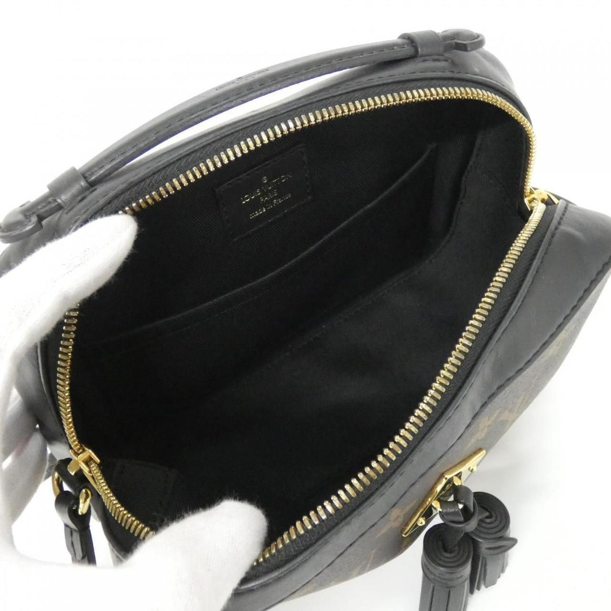 Louis Vuitton Monogram Saintonge Shoulder Bag — view 9