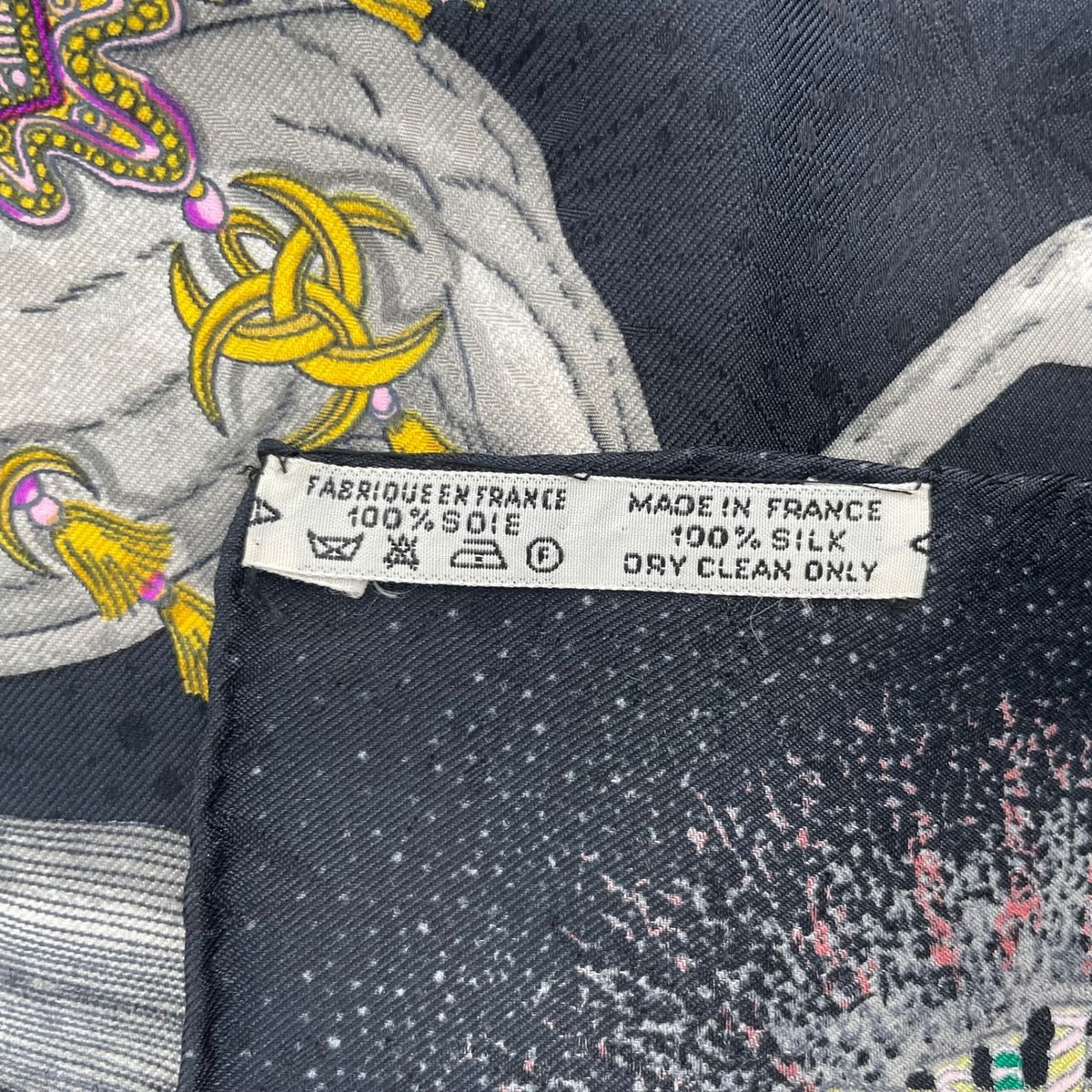 Hermes Scarf Silk Carre 90 Christophe Colomb Decouvre L'amerique 12 Octobre — view 10