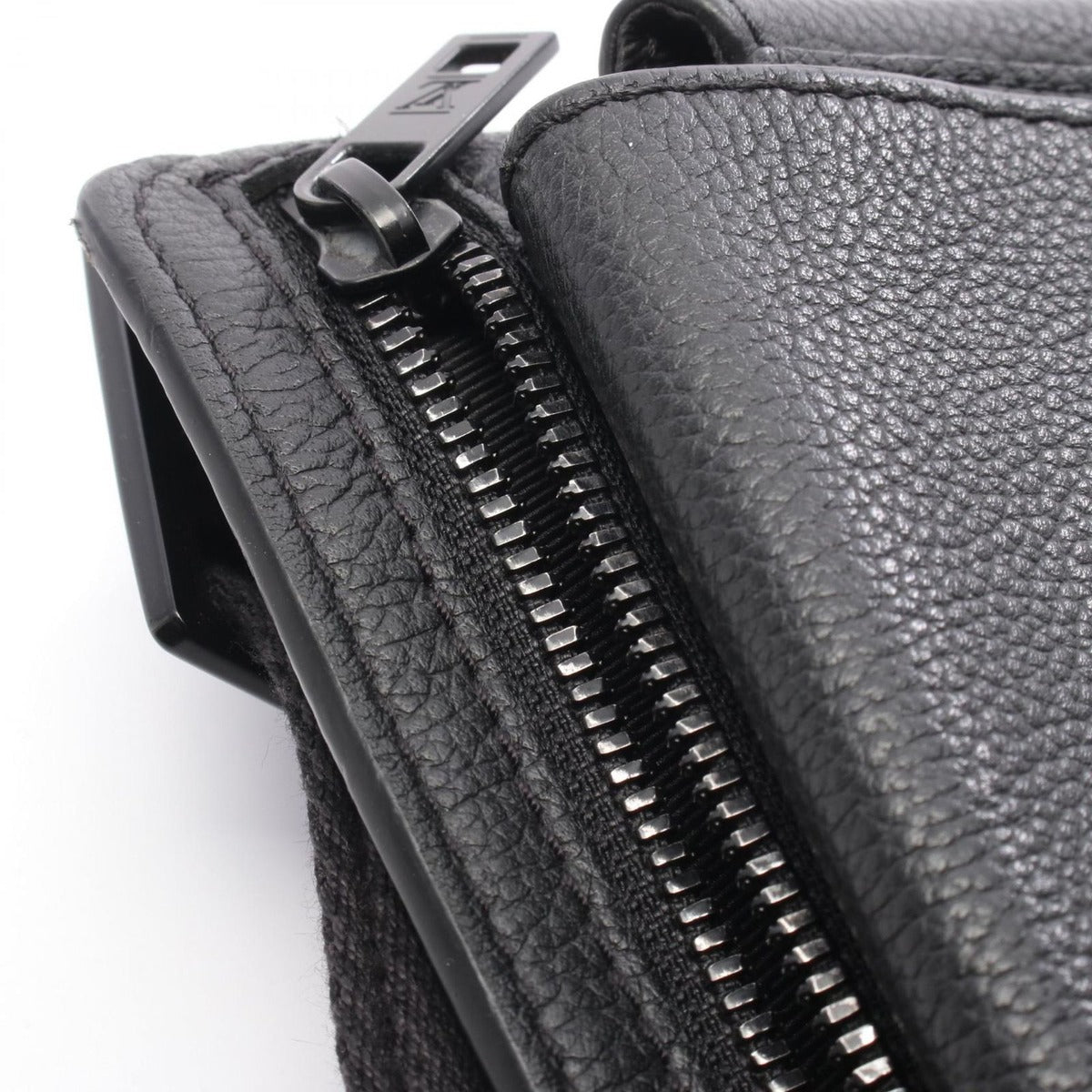 Louis Vuitton Waist Bag Takeoff Ring Noir Black Others — view 8