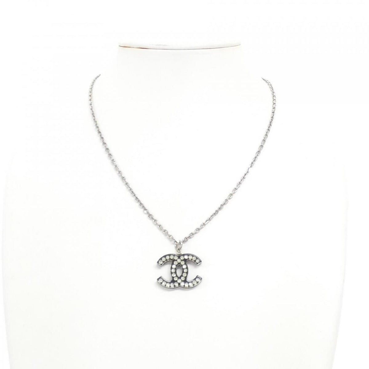 Chanel Vintage Necklace Black — view 7