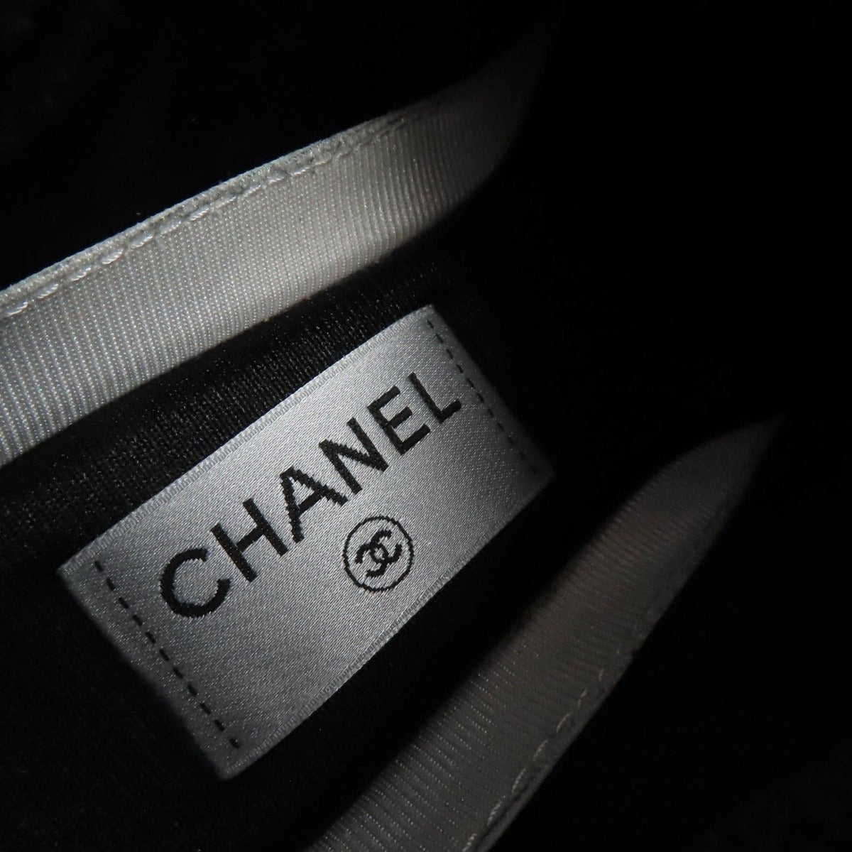 Chanel Suede Leather Low Cut — view 10