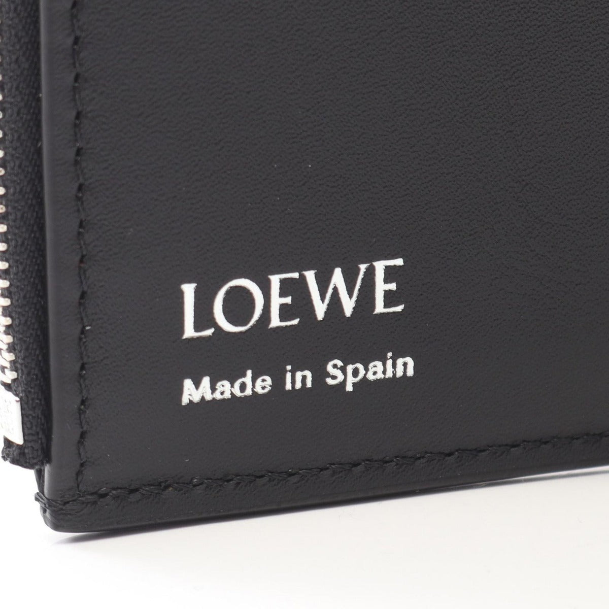 Loewe Trifold Wallet Pebble Small Vertical Black Leather — view 5