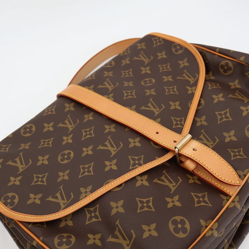 Louis Vuitton Monogram Saumur 35 Crossbody Shoulder Bag