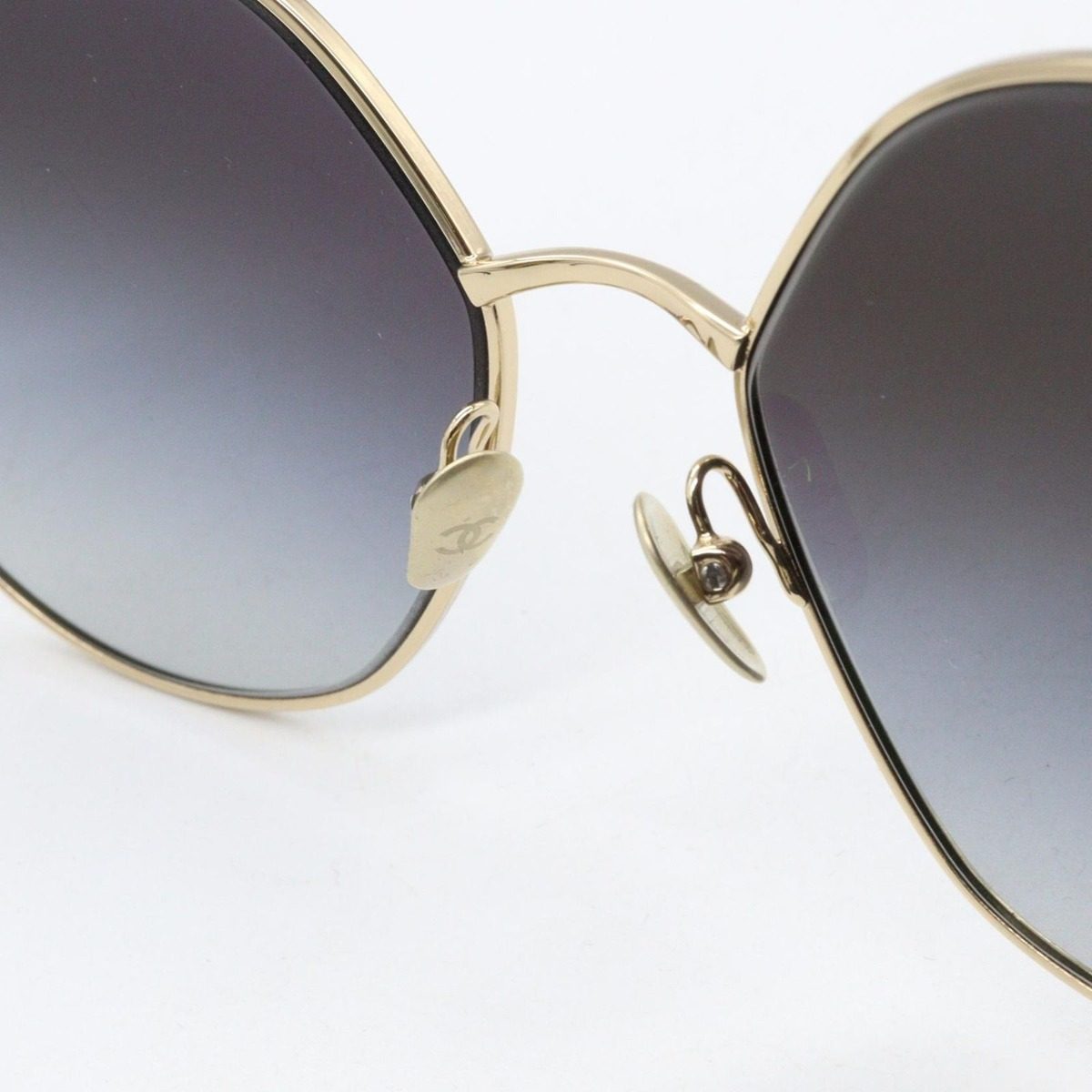 Chanel Sunglasses 395 S6 Gold Eyewear — view 6