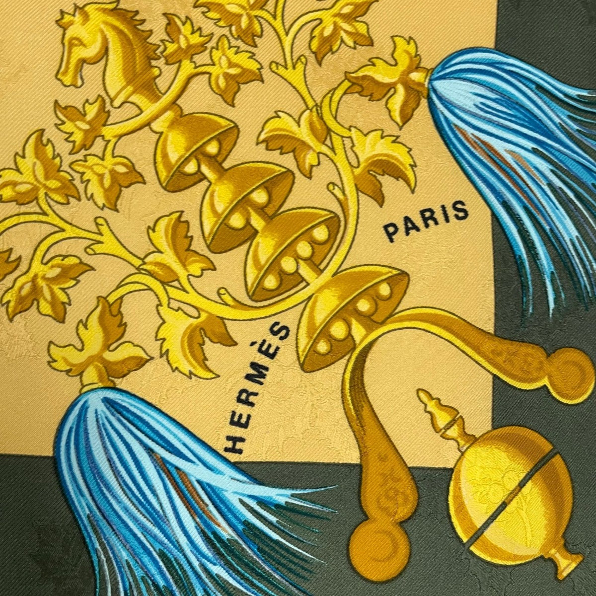 Hermes Scarf Silk Carre 90 Plumes Et Grelots Feathers And Bells Green — view 8