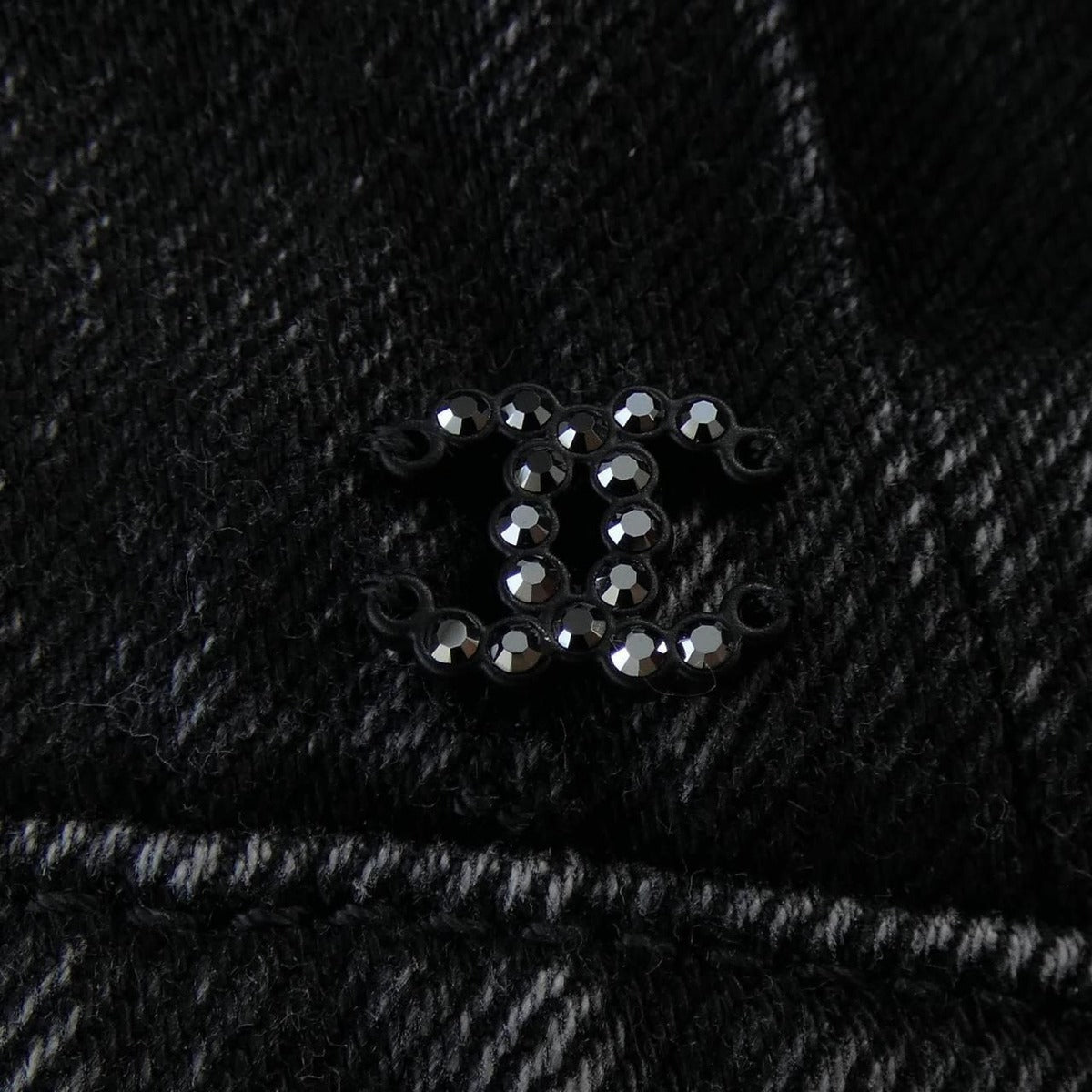 Chanel Look49 25 K vest — view 7