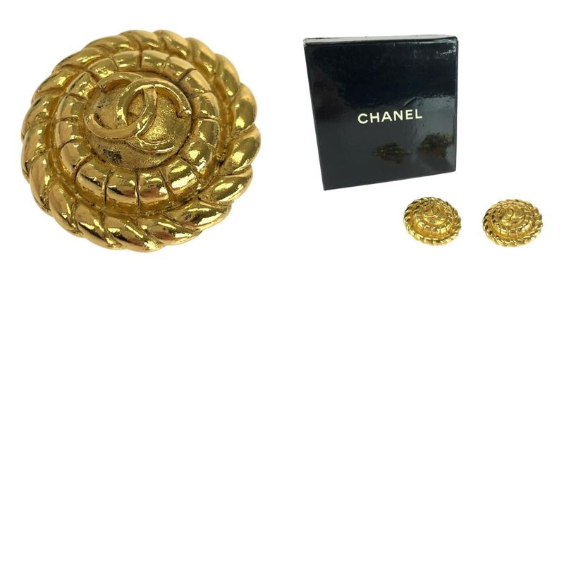 Chanel Coco Mark Gold Plated Earrings Ladies 505190