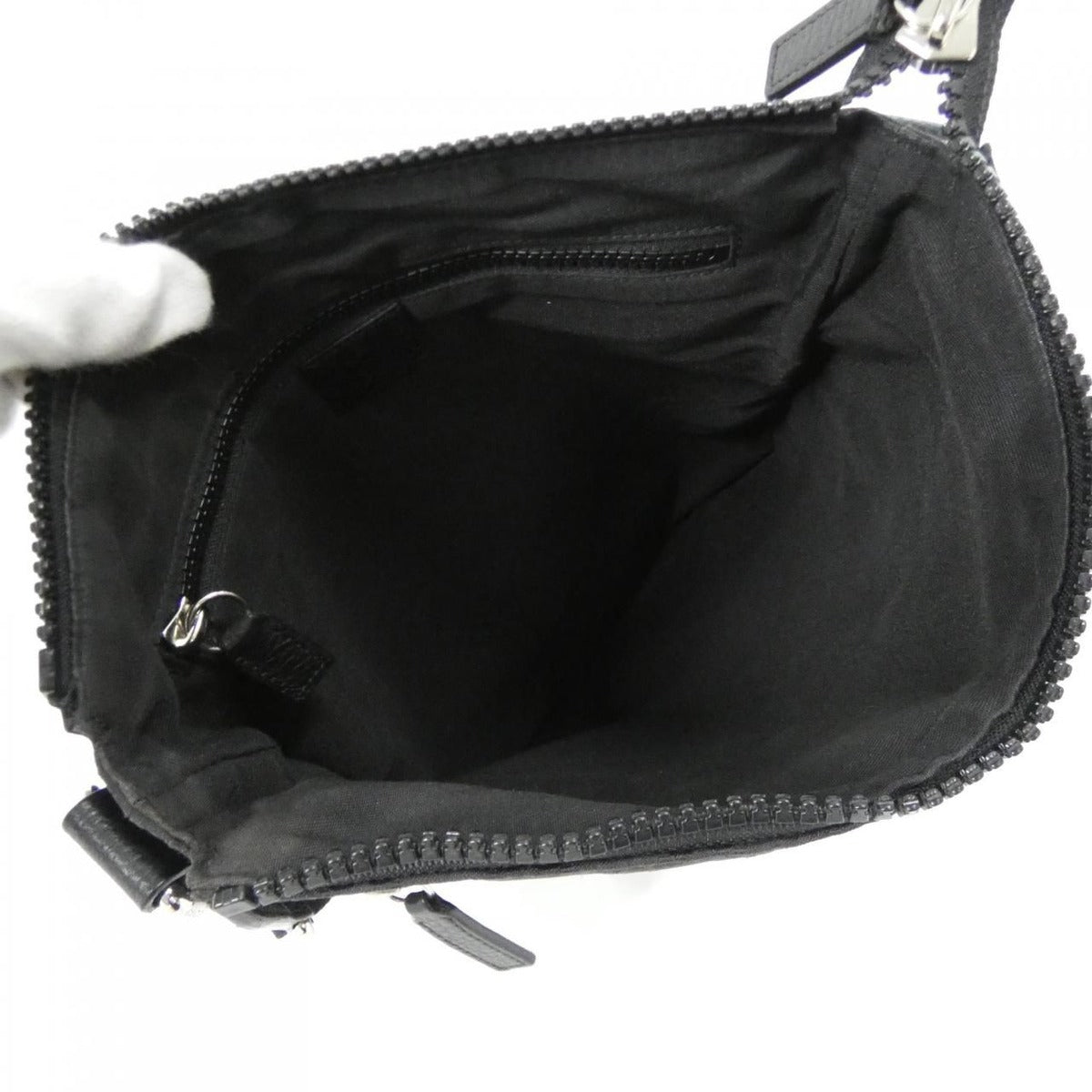 Gucci Shoulder Bag Nylon Black — view 10