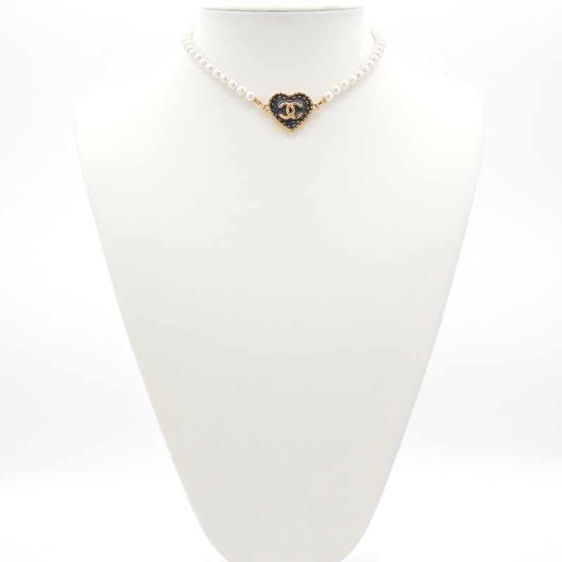 Chanel Necklace Pendant Choker Gold White Here Mark Heart
