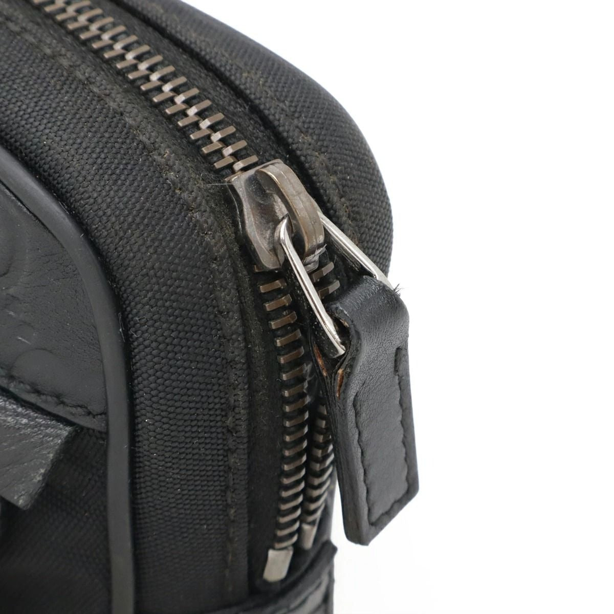 Gucci GG Supreme Monogram Waist Bag Belt Bag Pouch Mens Black Leather