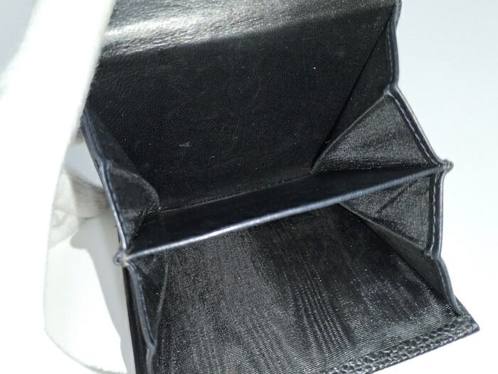 Chanel W Hook Wallet In Caviar Skin Leather Black