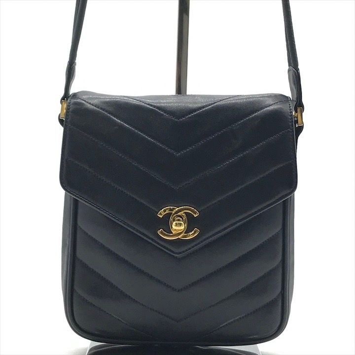 Chanel CC Logo Turnlock Chevron Lambskin Shoulder Bag Navyware