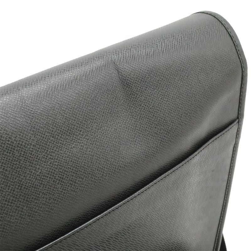 Louis Vuitton Taiga Alexei Shoulder Bag Crossbody Ardoise Black Silver Hardware