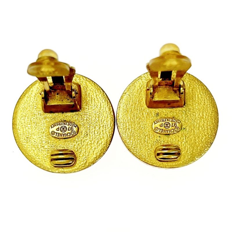 Chanel GP Shell 97p Coco Mark Round Earrings Gold Black 362540 Earrings