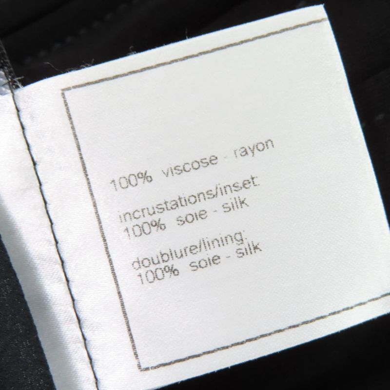 CHANEL Vintage 07A P31259w03945 Little Black Dress Little Black Silk Coco Mark