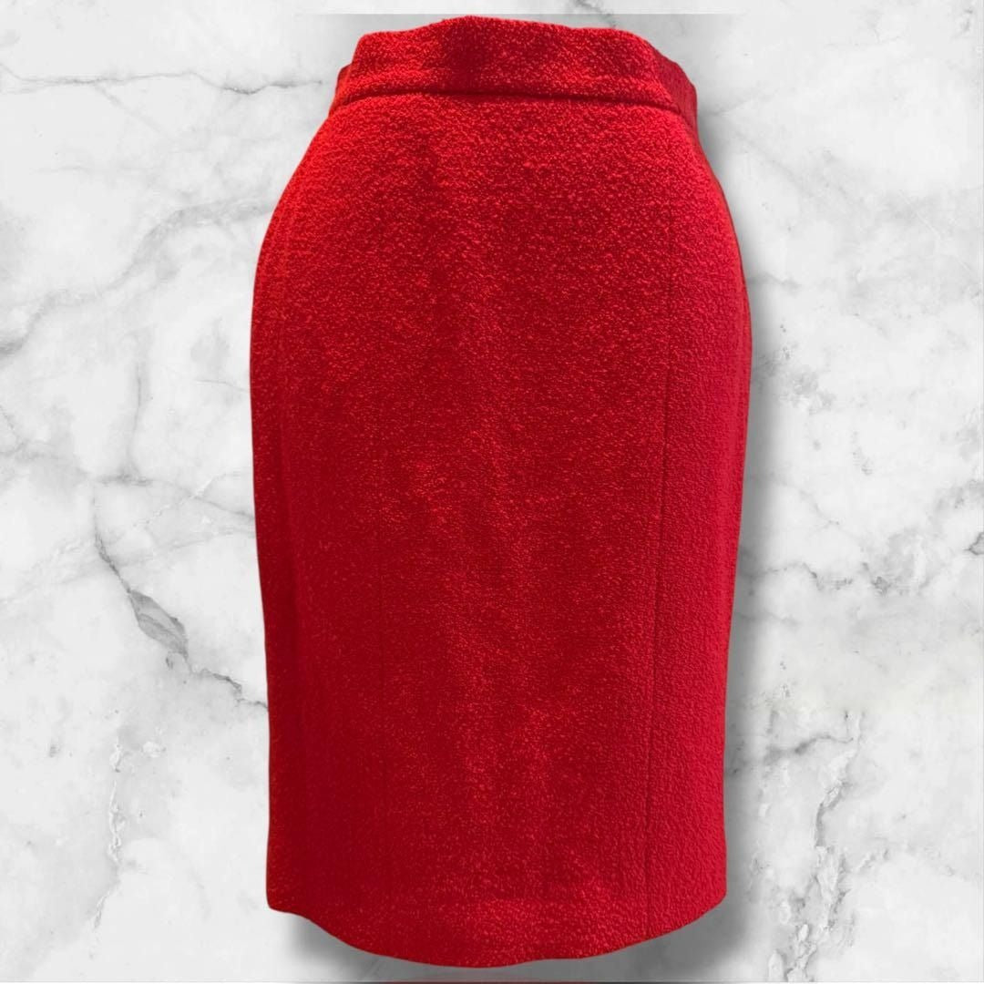 CHANEL Runway Tweed Jacket Skirt Set Iconic Wool Blend Suit Set Red 38