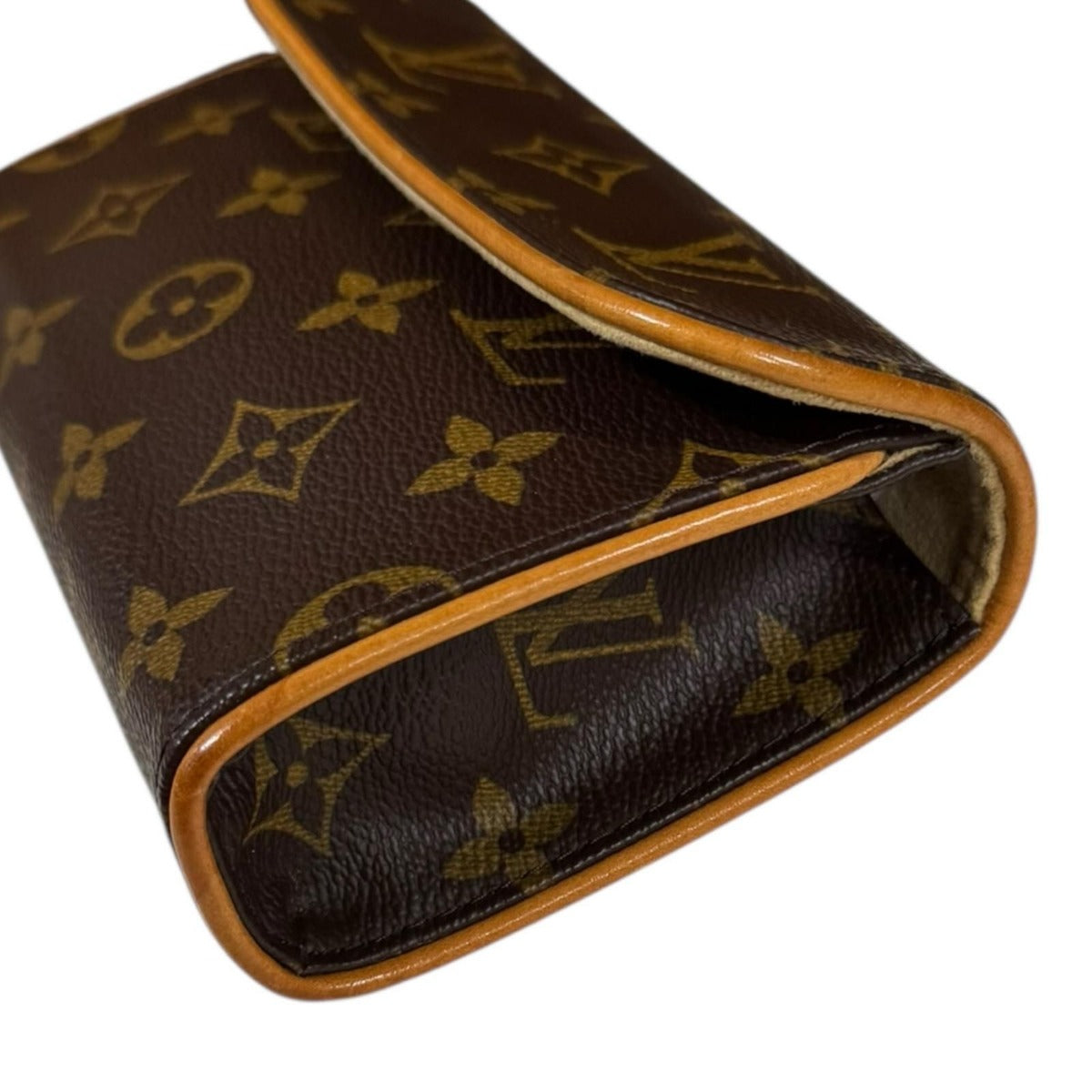 Louis Vuitton Pochette Florentine Monogram Waist Bag Canvas — view 9