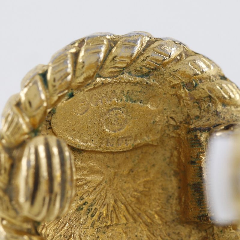 Chanel Coco Mark Vintage Gold Plated Ladies 16.0g Earring