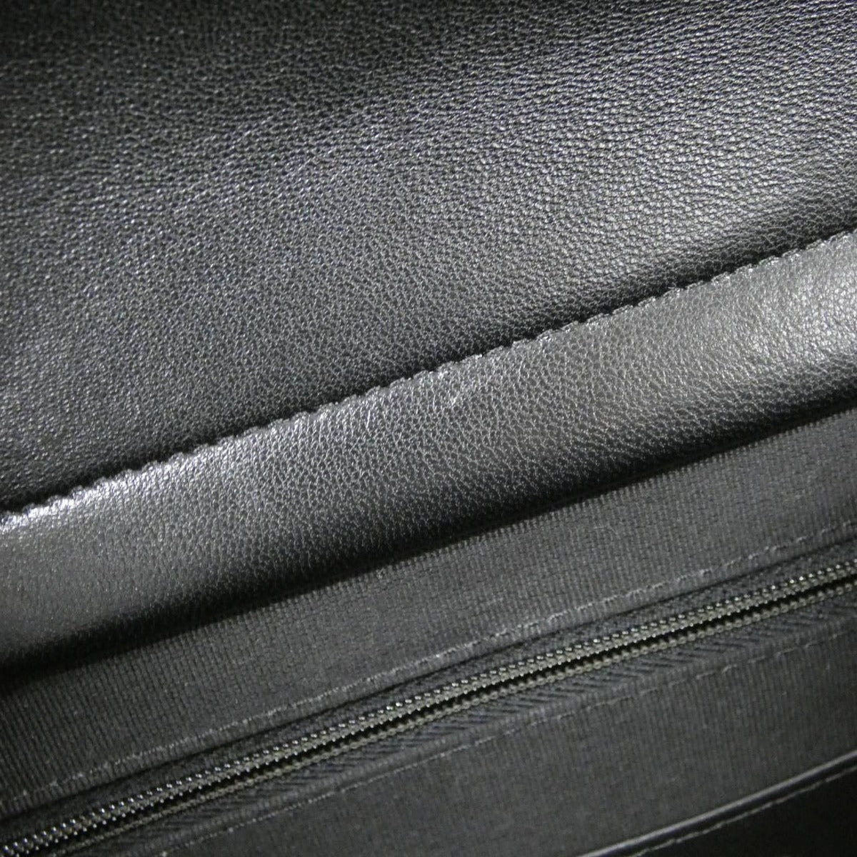 Chanel Bag Black — view 10