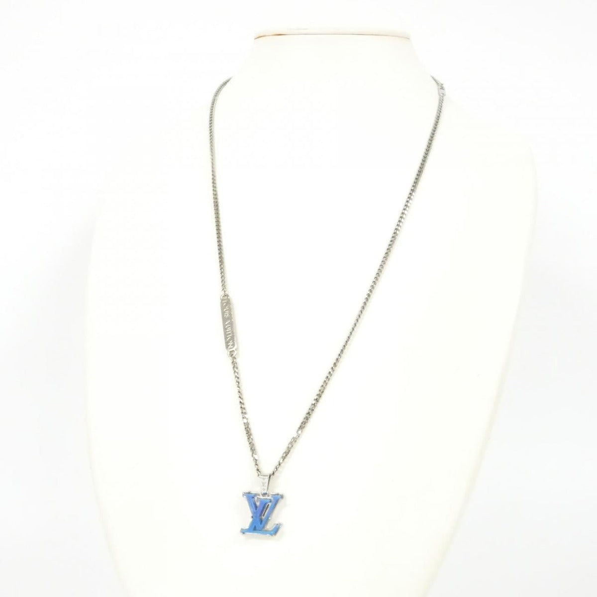 Louis Vuitton Pendant Monogram Chain Necklace Bleu — view 7