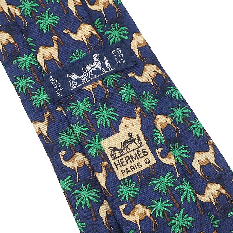 Hermes Necktie Animal Print 9.5cm (3.74in) Silk Navy and Multicolor Navy Blue