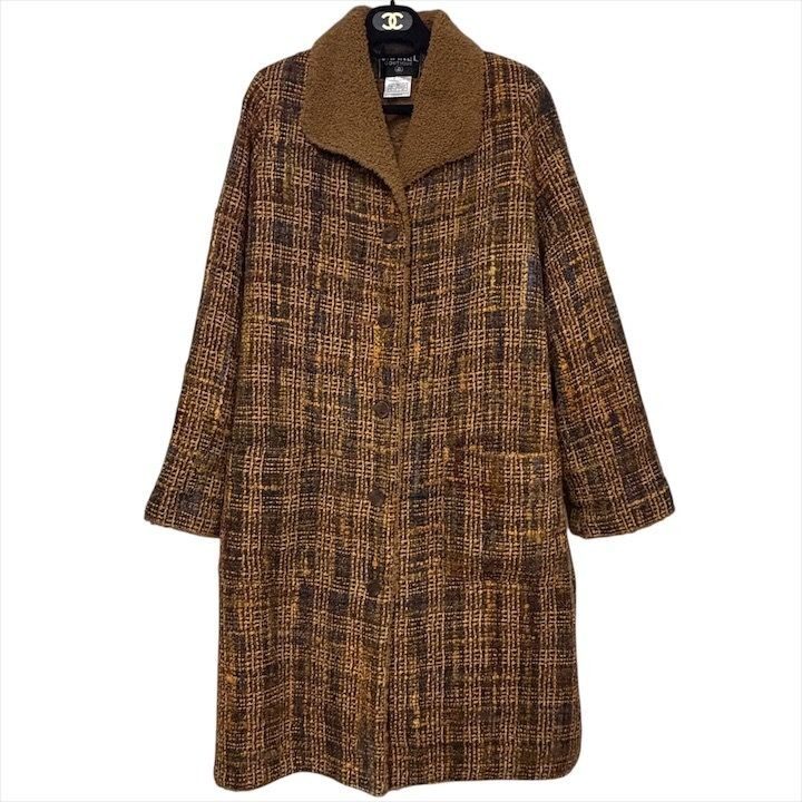 Chanel Teddy Boa Collar Mixed Tweed CC Logo Button 38 Coat Brown