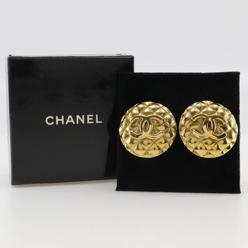 Chanel Coco Mark Matelasse Vintage Gold Plated Ladies 41g Earrings
