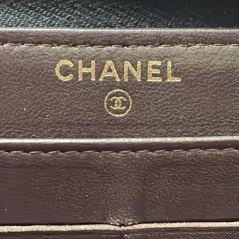 Chanel Long Wallet Matelasse Black And Gold Round Zipper/gold Hardware Lambskin