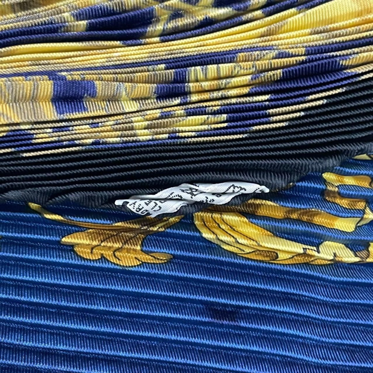 Hermes Scarf Pleated Silk Cosmos Space Blue — view 5
