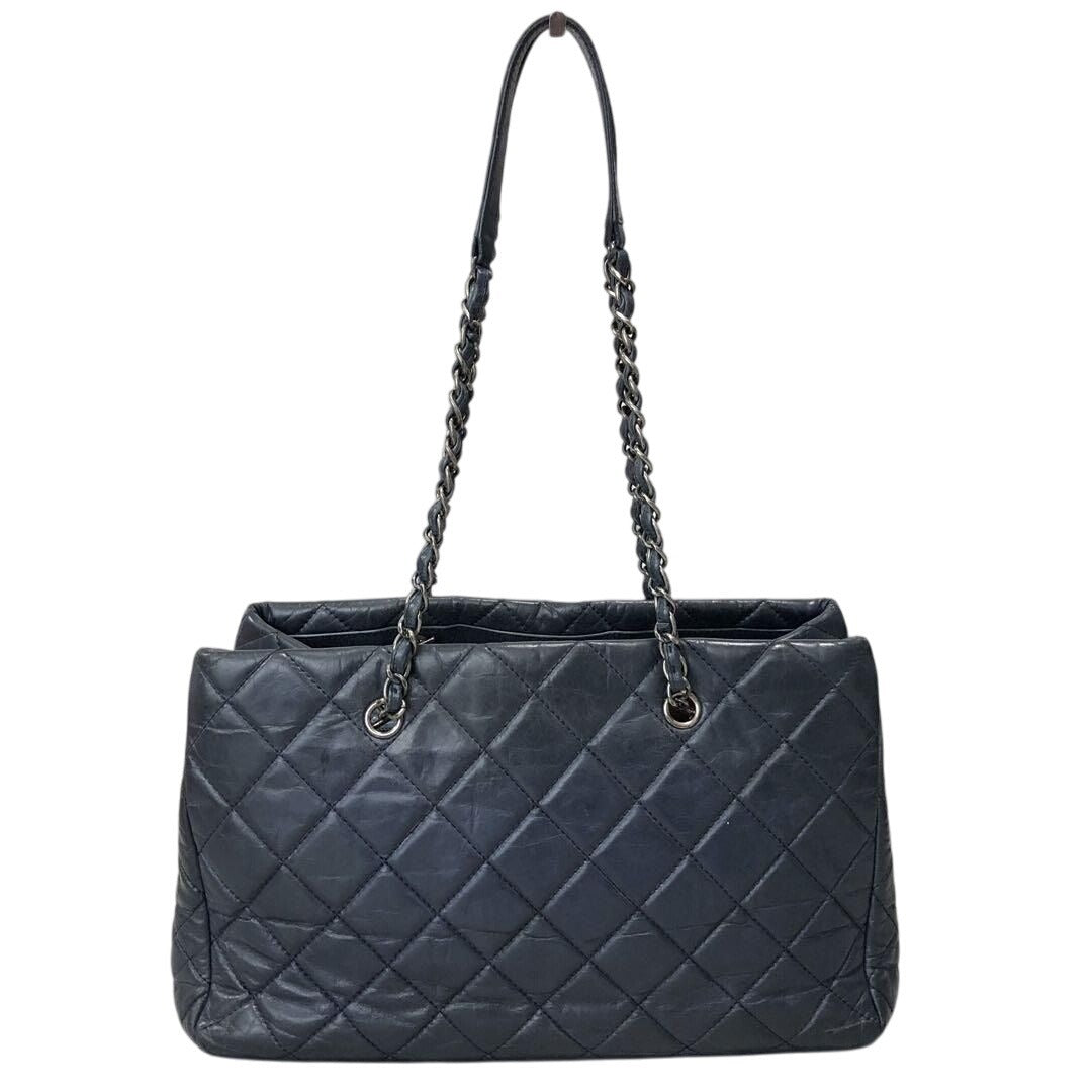 CHANEL Paris-Dubai Calfskin Quilted Medium Coco Soft Tote Navy